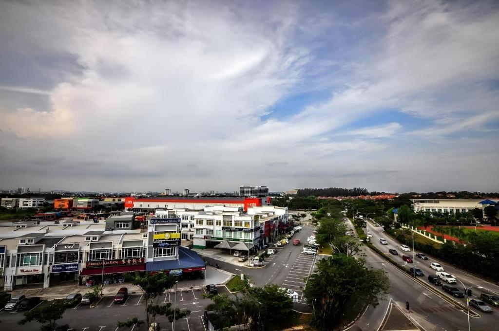 Le Garden Hotel Kota Kemuning Shah Alam Exterior photo